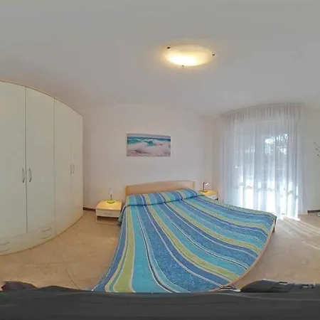 Apartments In Lignano Sabbiadoro 42751 リニャーノ・サッビアドーロ